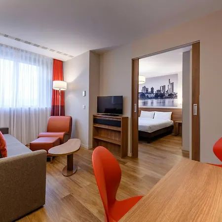 Aparthotel Adagio Frankfurt Messe 4*