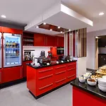 Adagio Frankfurt Messe Aparthotel 4*