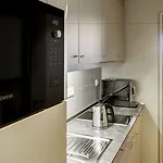 Adagio Frankfurt Messe Aparthotel 4*