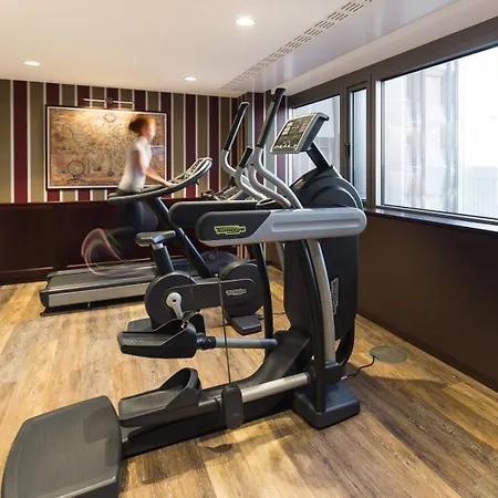 Adagio Frankfurt City Messe 4*