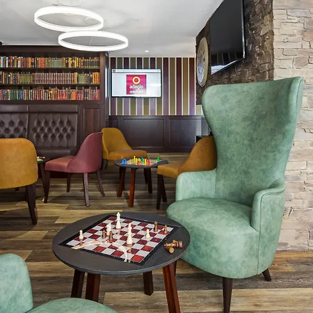 Adagio Frankfurt City Messe 4*