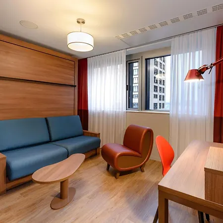 Lägenhetshotell Adagio Frankfurt Messe 4*