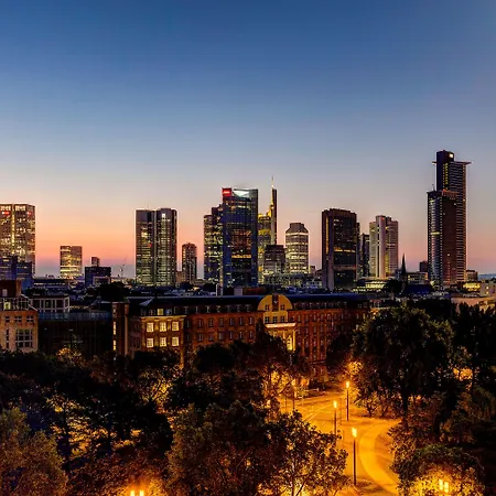 Aparthotel Adagio Frankfurt City Messe 4*