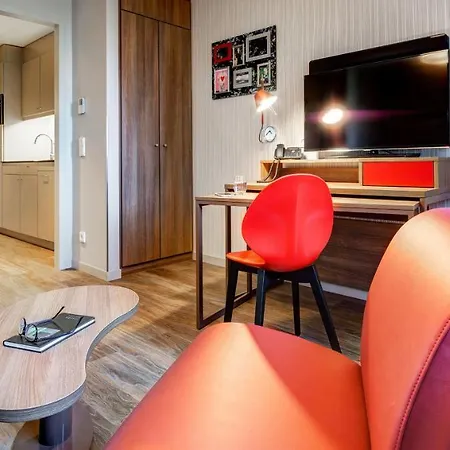 Lägenhetshotell Adagio Frankfurt Messe 4*